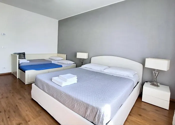 Casa Guzzi E * Mandello del Lario