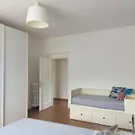 Apartment Casa Guzzi E